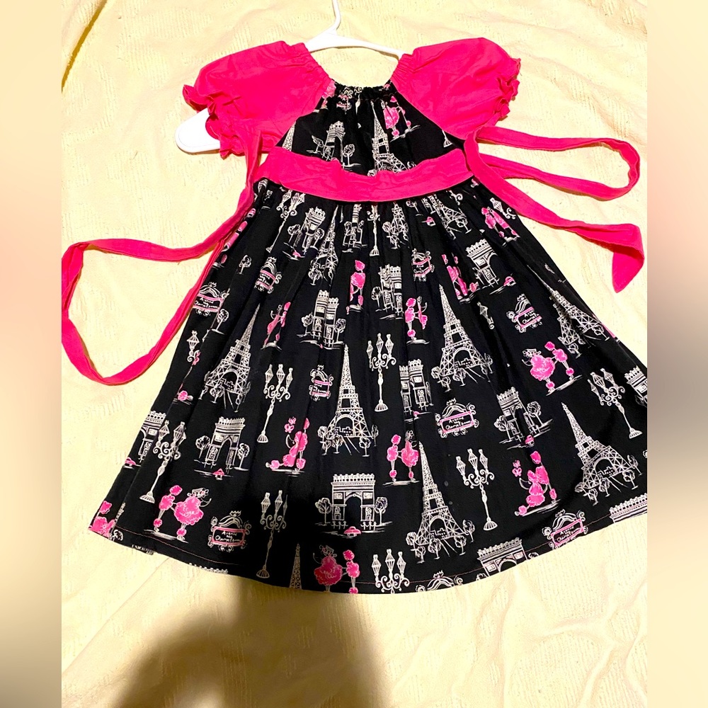 La posh Paris and poodles dress size 5